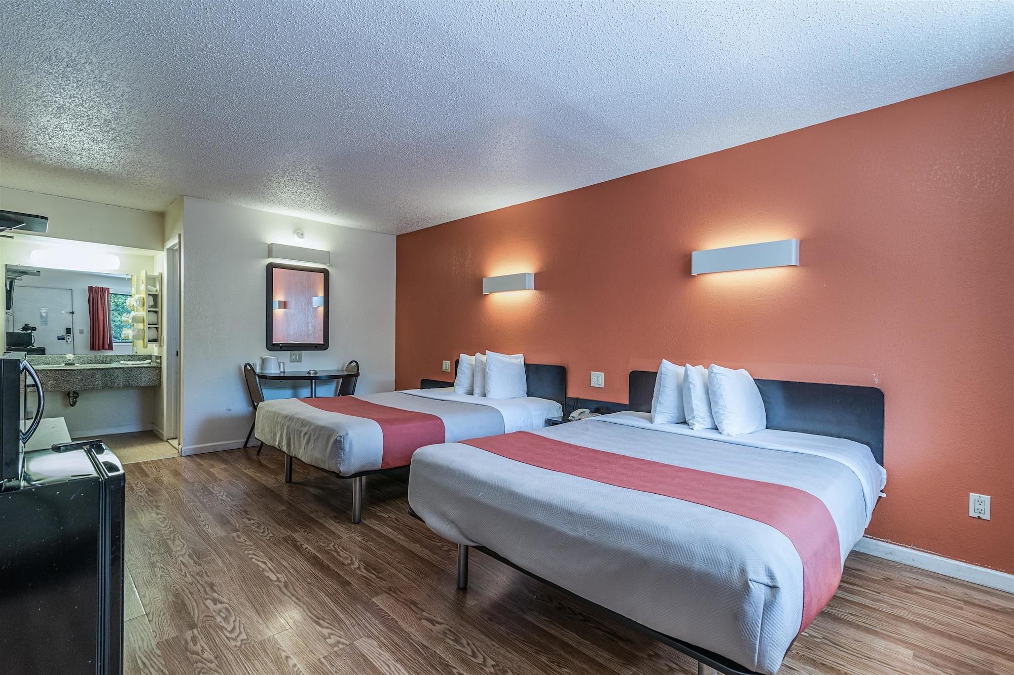 6 - Albany, Ny - Airport Hotel Albany