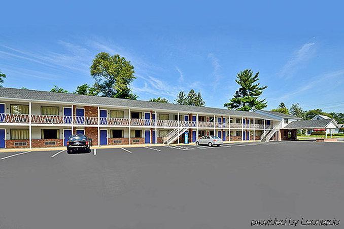 Hotel 6 - Albany, Ny - Airport 2*